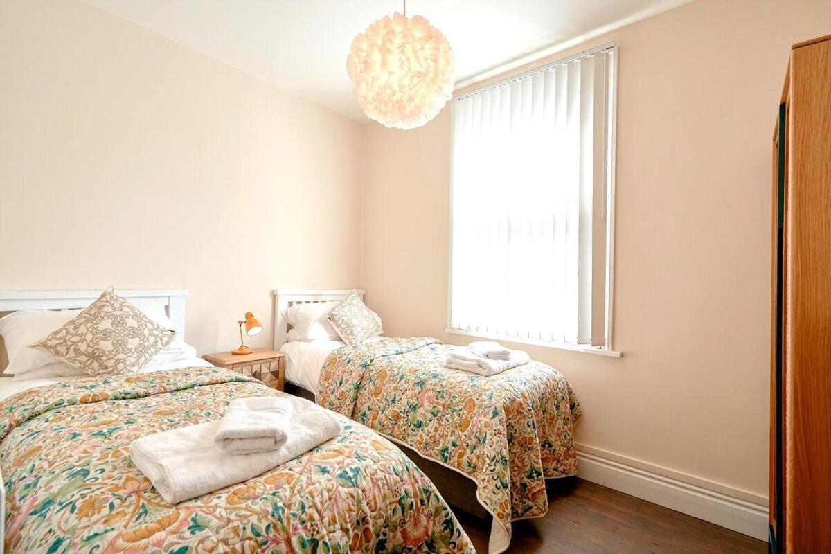 Stunning Ground Floor Apartment Near Саутуолд Екстериор снимка